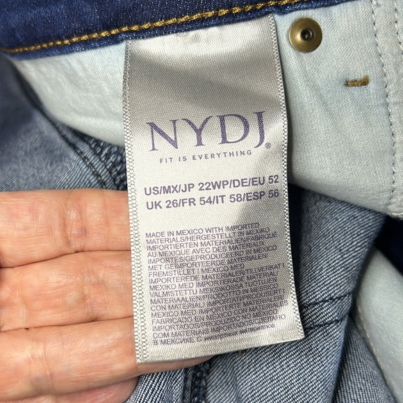 NYDJ Marilyn Straight Lift x Tuck Jeans - Picture 12 of 13